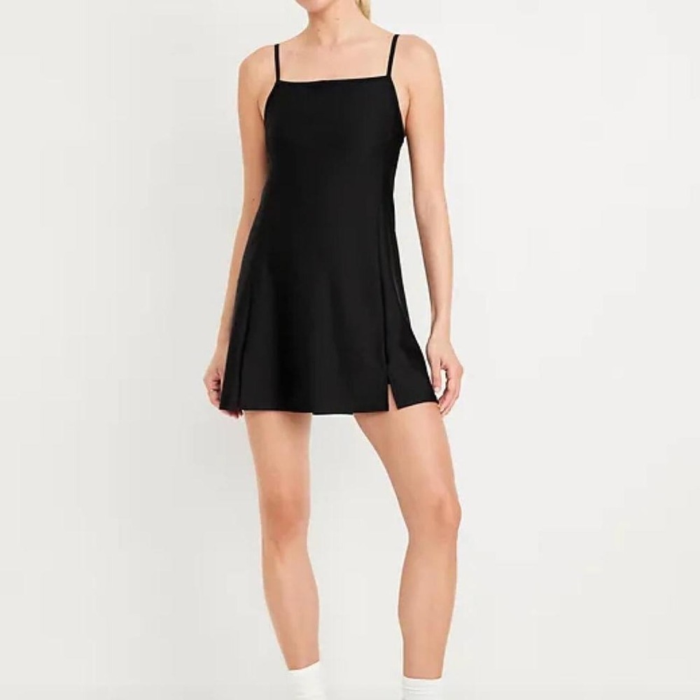 Old Navy Active Powersoft Black Square-Neck Mini Dress Built-in Shorts Medium